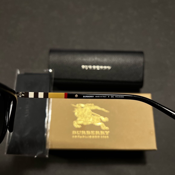 BURBERRY SHADES - POLARIZED main image 4